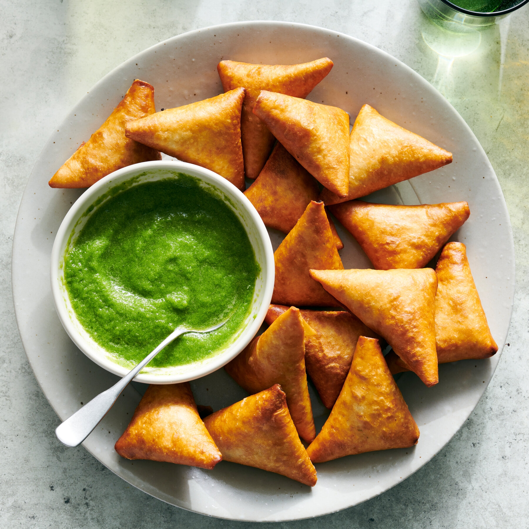 Crisp Beef Sambuus Honeycomb Bread And More Ramadan Recipes The New York Times
