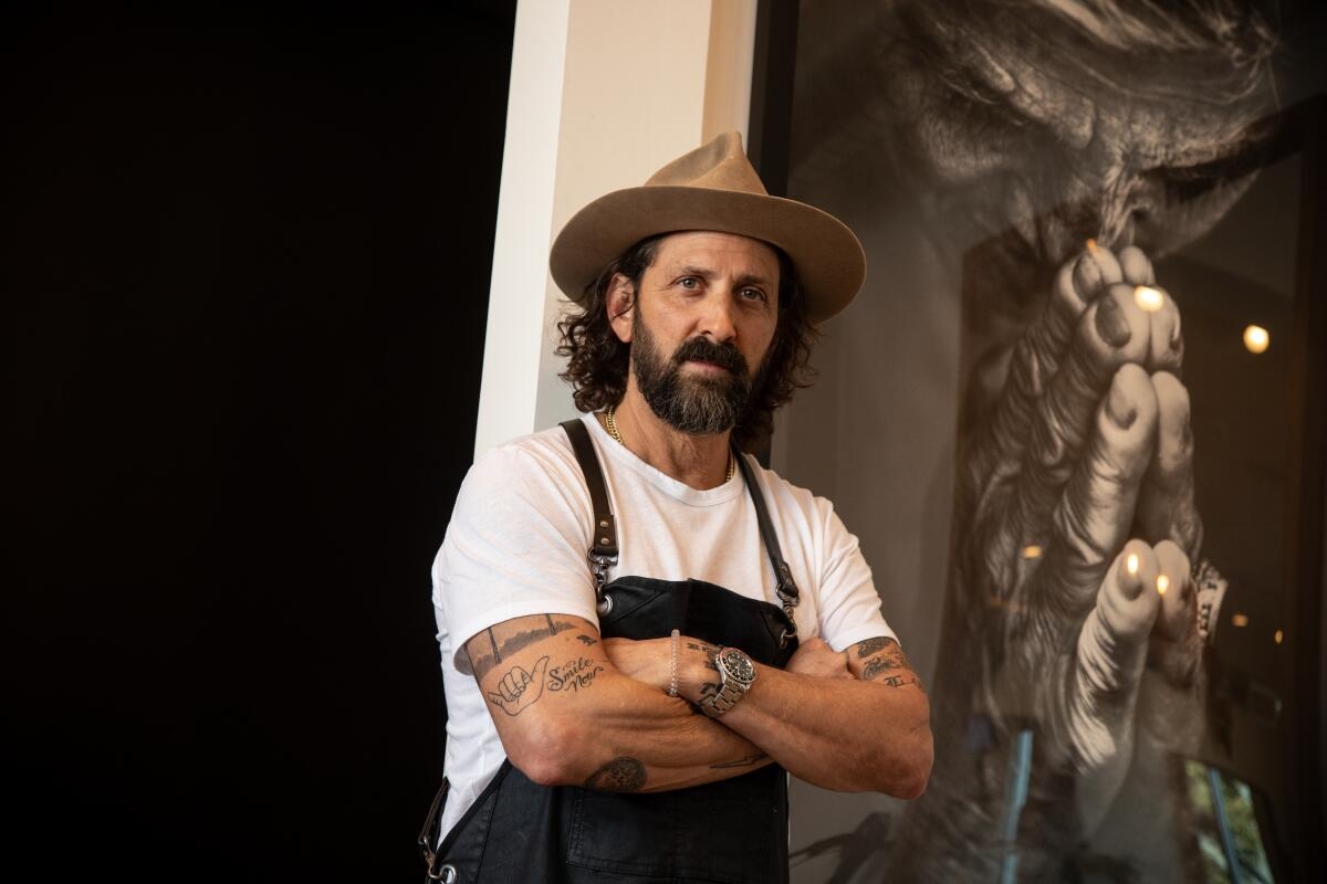 Jason Schneidman Styles James Corden And Jonah Hill And Dozens Of Homeless People Los Angeles Times