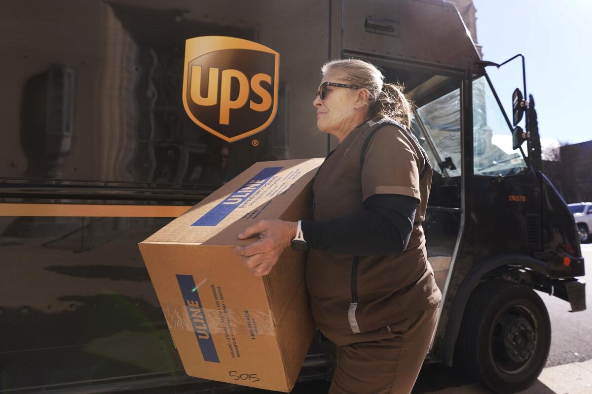 UPS Labor Talks Stall As Union Balks Over unacceptable Offer Los Angeles Times